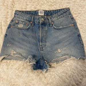 BDG shorts size 28